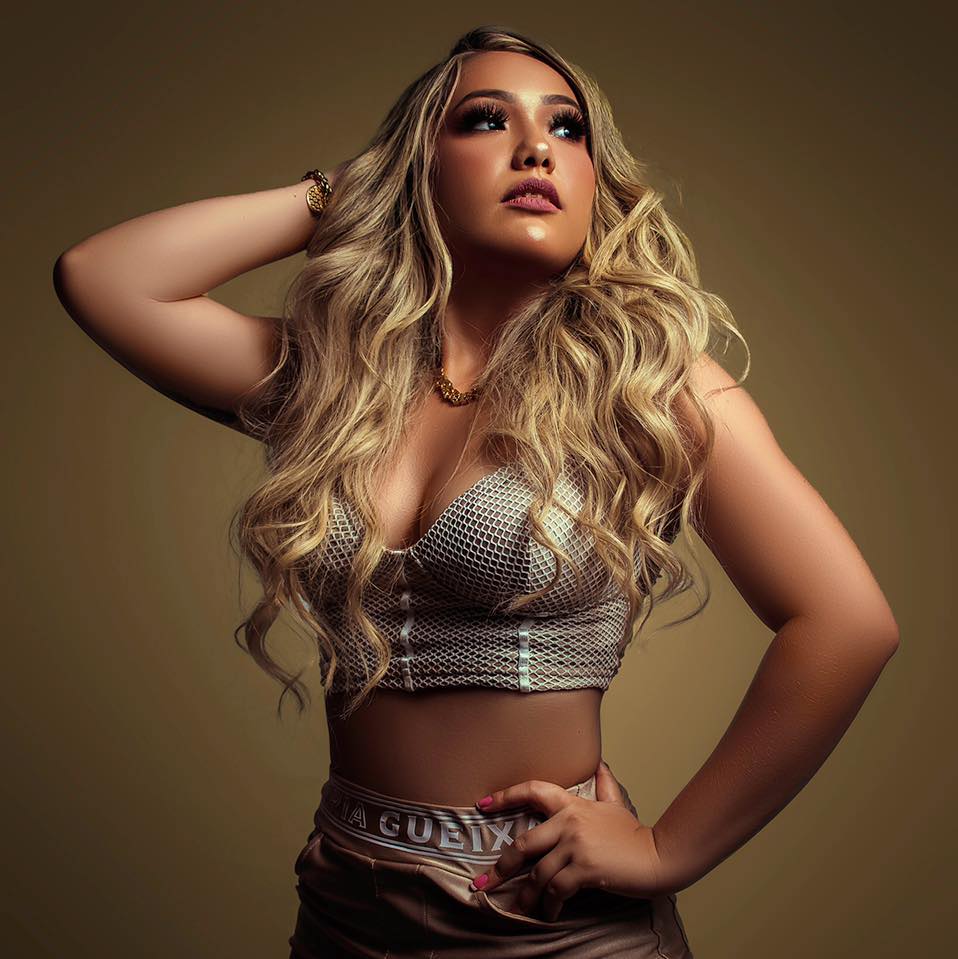 Lorrane Araújo – Recomeçar